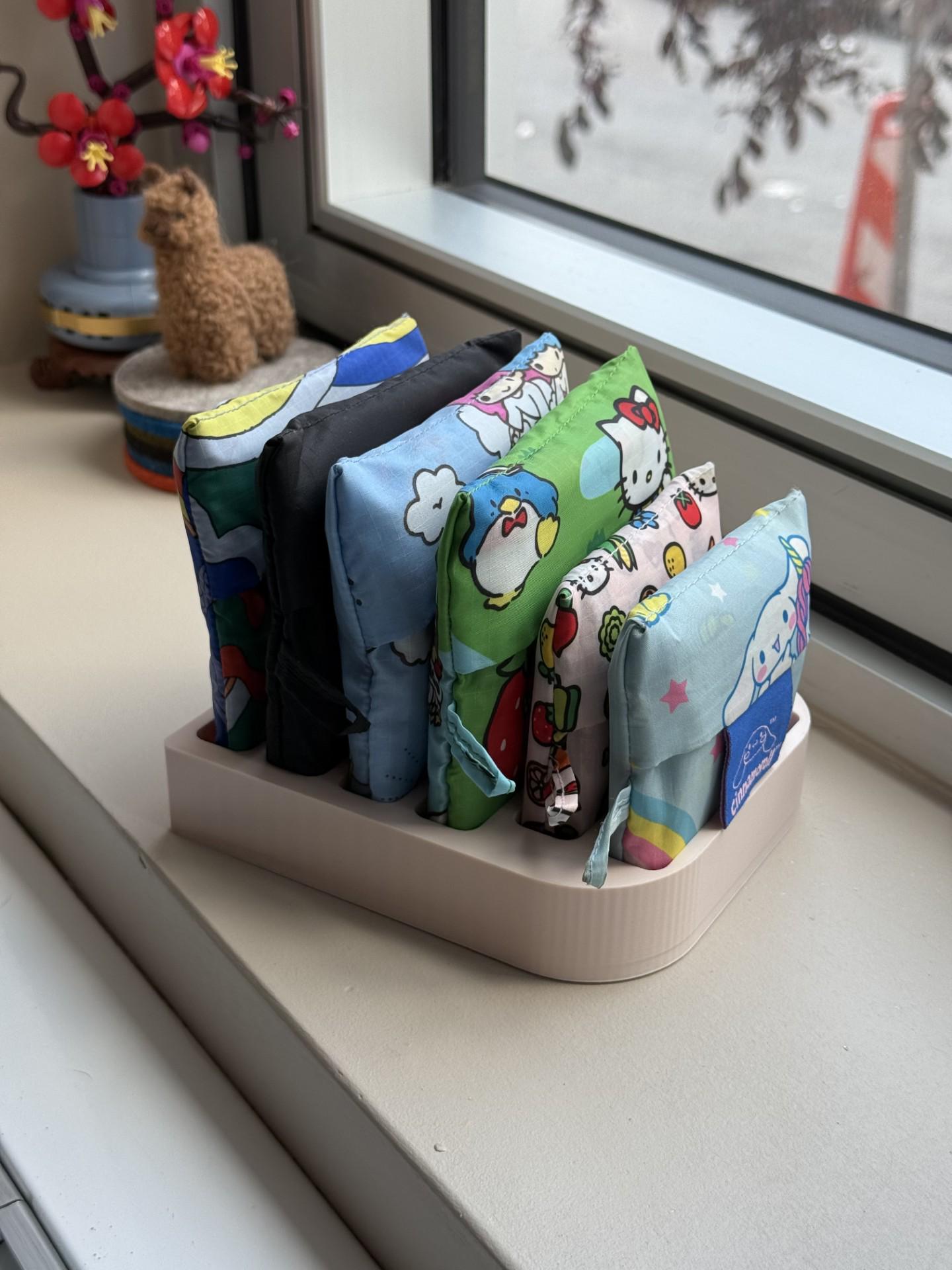 Baggu Bag Holder — Baggu Organizer