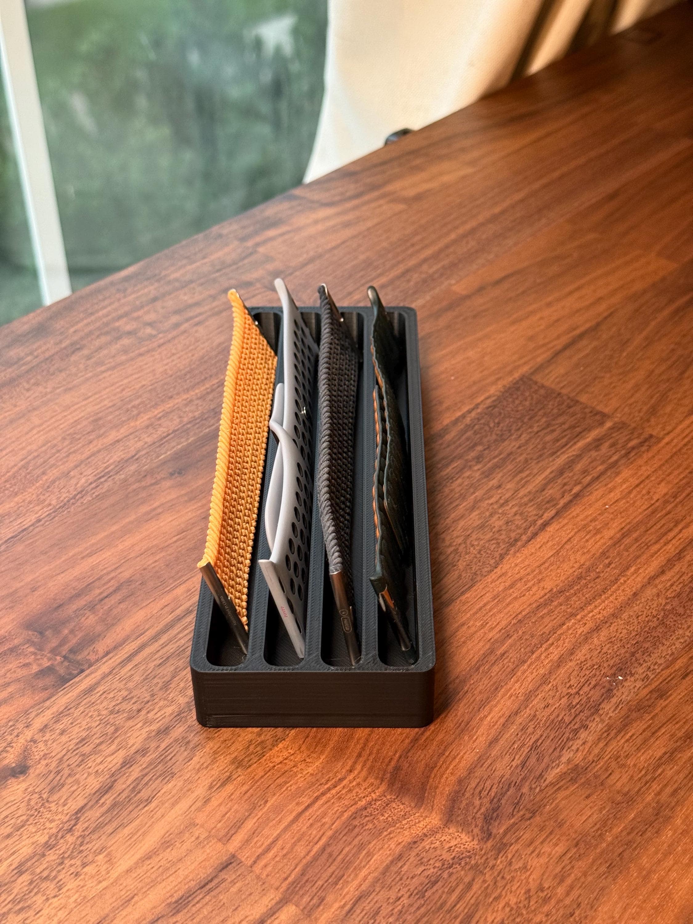 Apple Watch Band Holder – Custom Size Organizer & Display